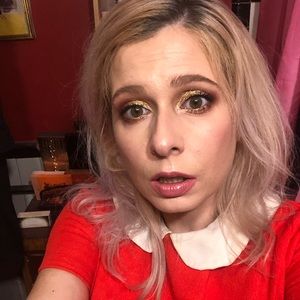 Meet your Posher, Veronique